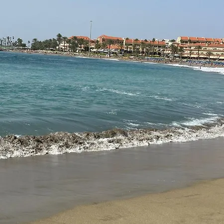 Martina 67 Sur Y Sol Los Cristianos * لوس كريستيانوس